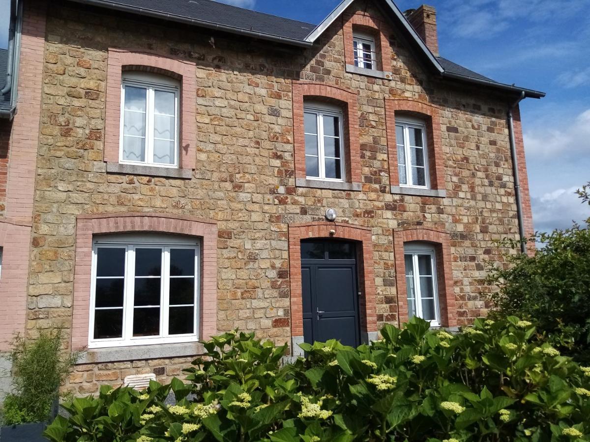 Maison De Charme Baie Du Mont Saint Michel Montviron Екстер'єр фото